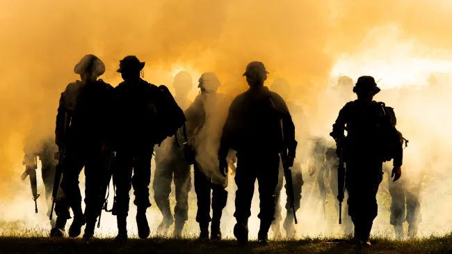 soldiers at war